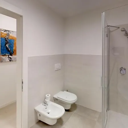Triestevillas Romagna - Next To The Railway Station * Τεργέστη